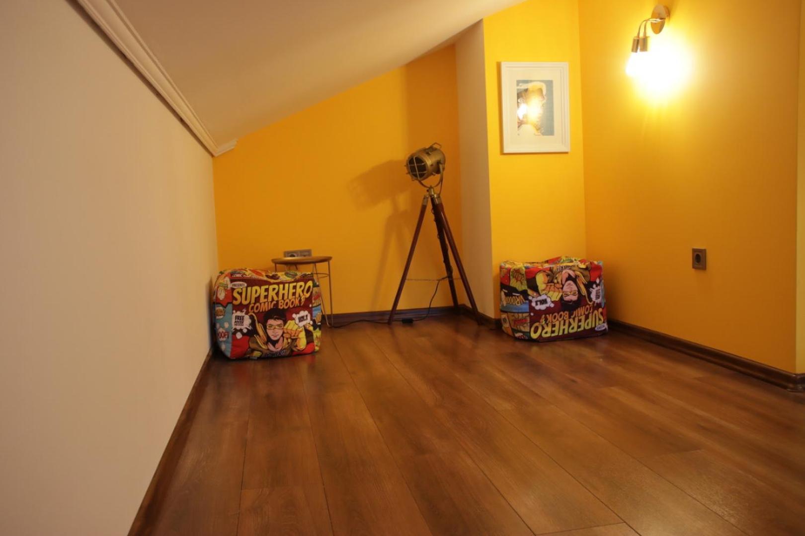 Black Box Studio سموليان المظهر الخارجي الصورة